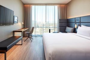 ac hotel by marriott san diego downtown gaslamp quarter