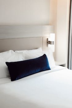 ac hotel by marriott san diego downtown gaslamp quarter