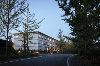 fairfield by marriott hyogo kannabe highland