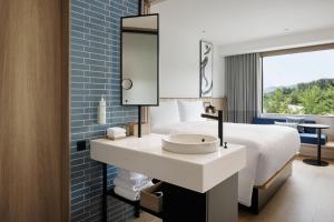 fairfield by marriott hyogo kannabe highland
