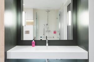 moxy dortmund a marriott hotel