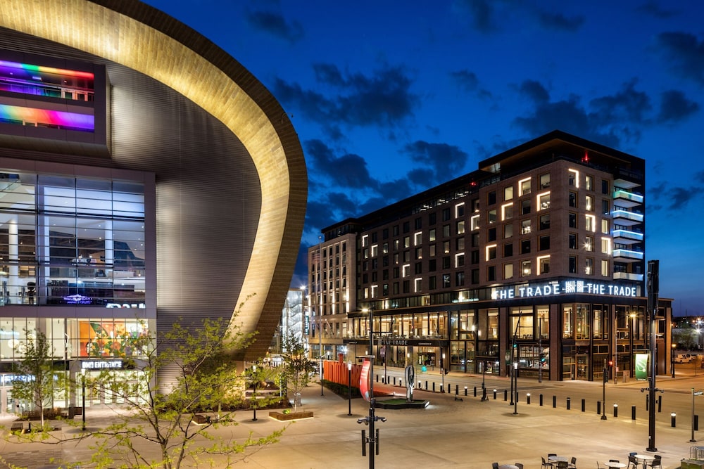 the trade autograph collection