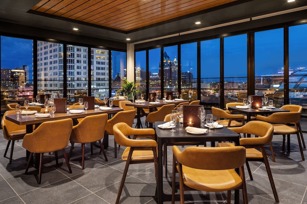 the trade autograph collection