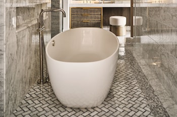 the ritz carlton portland