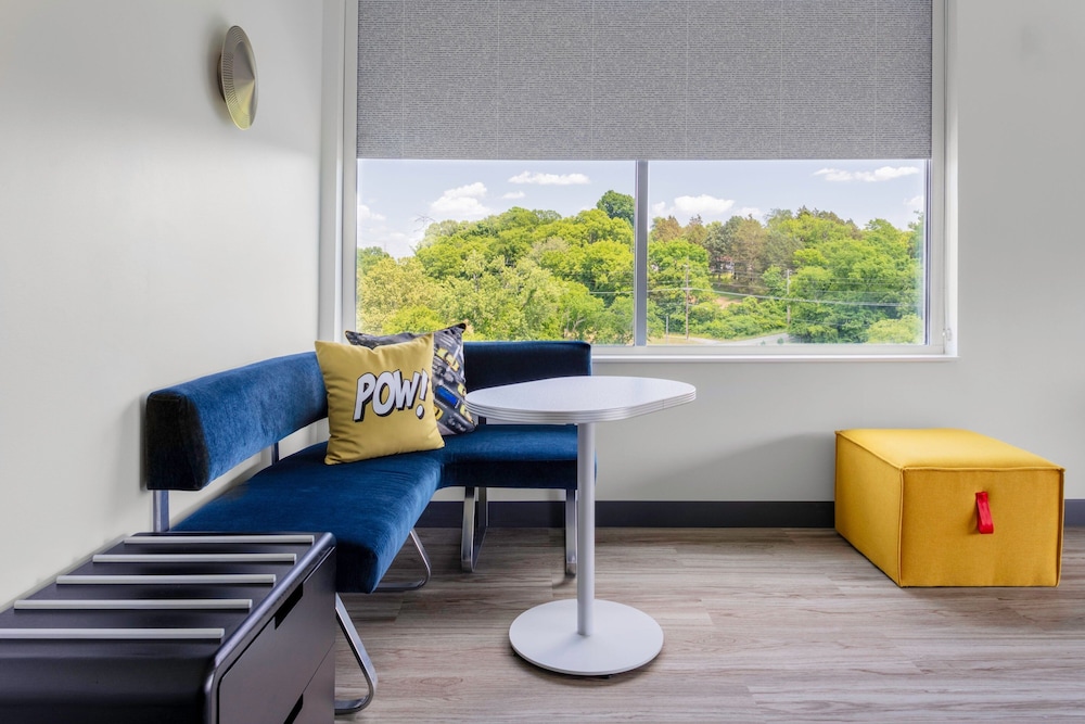 aloft nashville airport