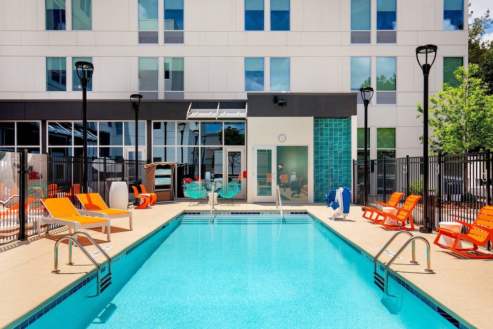 aloft nashville airport