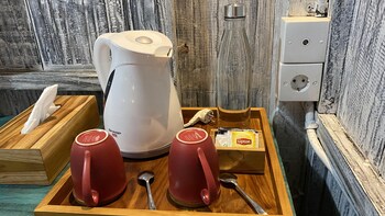 keris art shop and villa telaga wana