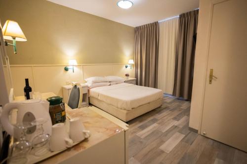 marom residence romema