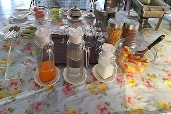 The Country Lake Nature Lodge Hotel,Nam Song>>Nakhon Sawan,3 star