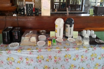 The Country Lake Nature Lodge Hotel,Nam Song>>Nakhon Sawan,3 star