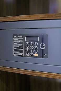 world point reis inn hotel