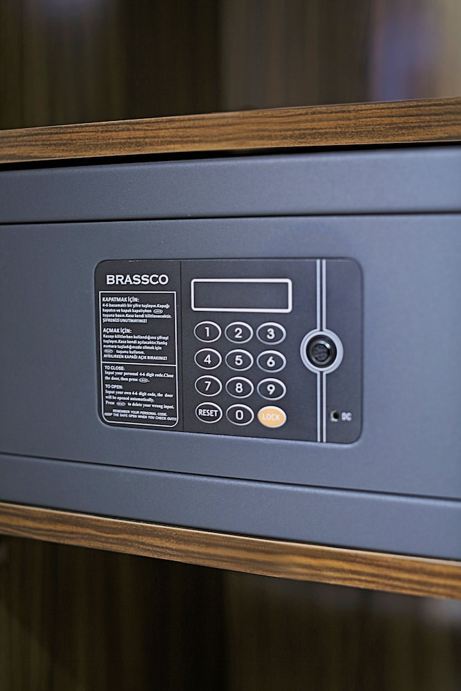 world point reis inn hotel