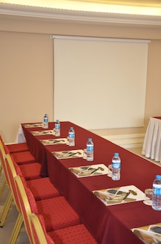 world point reis inn hotel