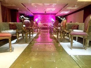 plaza business hotel