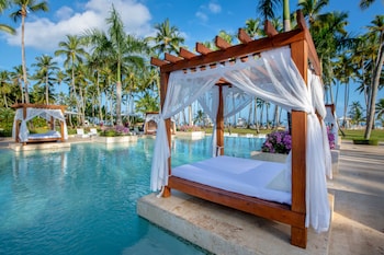 viva v samana by wyndham a trademark adults all inclusive