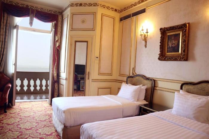 paradise inn windsor palace hotel