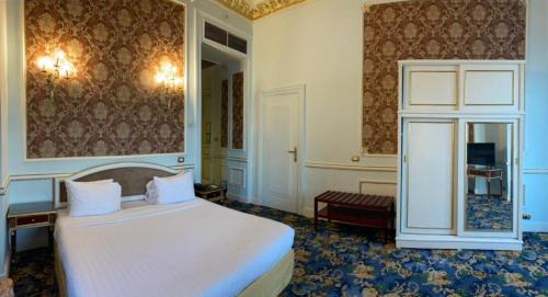 paradise inn windsor palace hotel