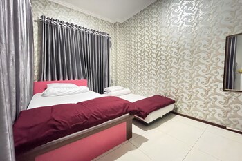 wooden house villa lembang