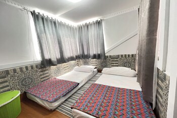 wooden house villa lembang