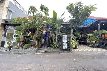 wooden house villa lembang