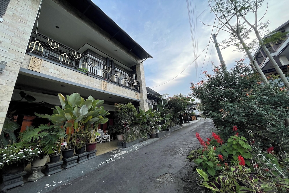 wooden house villa lembang