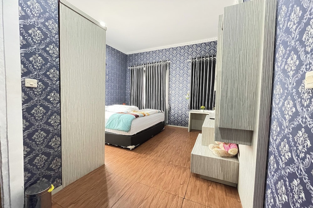 wooden house villa lembang