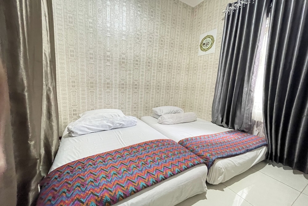 wooden house villa lembang