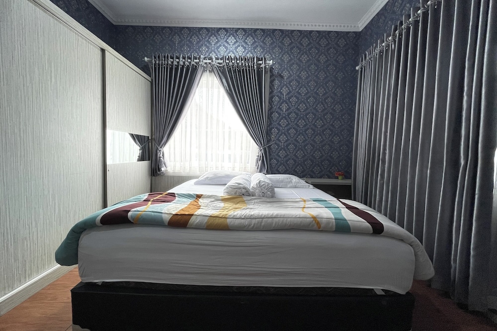 wooden house villa lembang