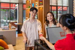 ibis chiang mai nimman journeyhub