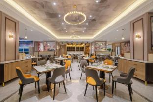 madison hotel urumqi railway station wanda pl