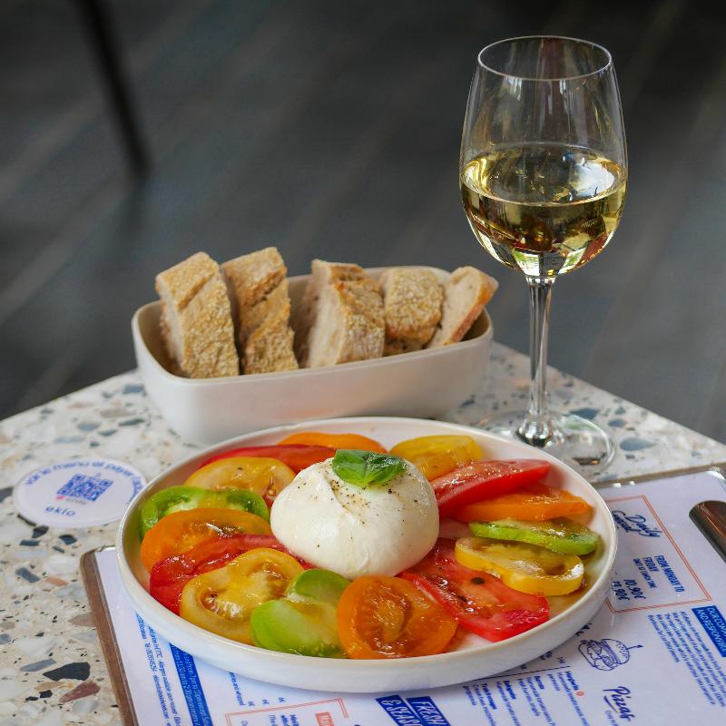 eklo paris roissy cdg airport