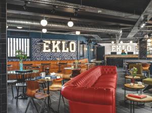 eklo paris roissy cdg airport