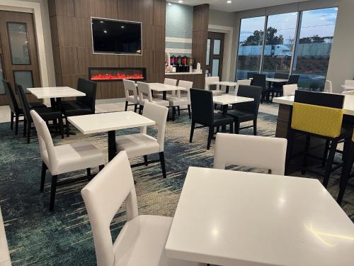 la quinta inn and suites by wyndham valdosta