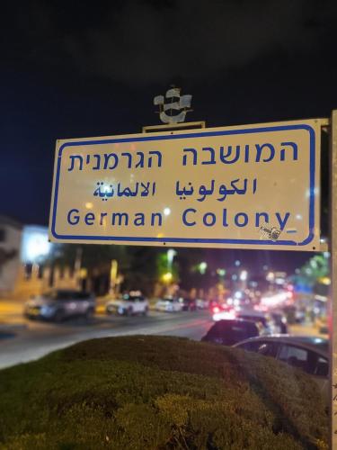 maya guest house german colony