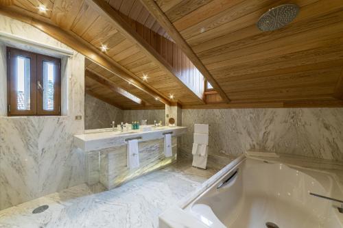 sintra marmoris camelia