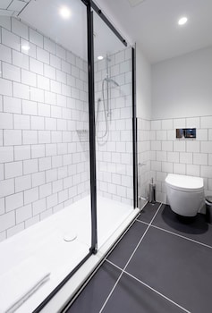 the wesley camden town