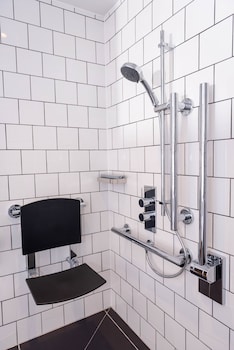 the wesley camden town