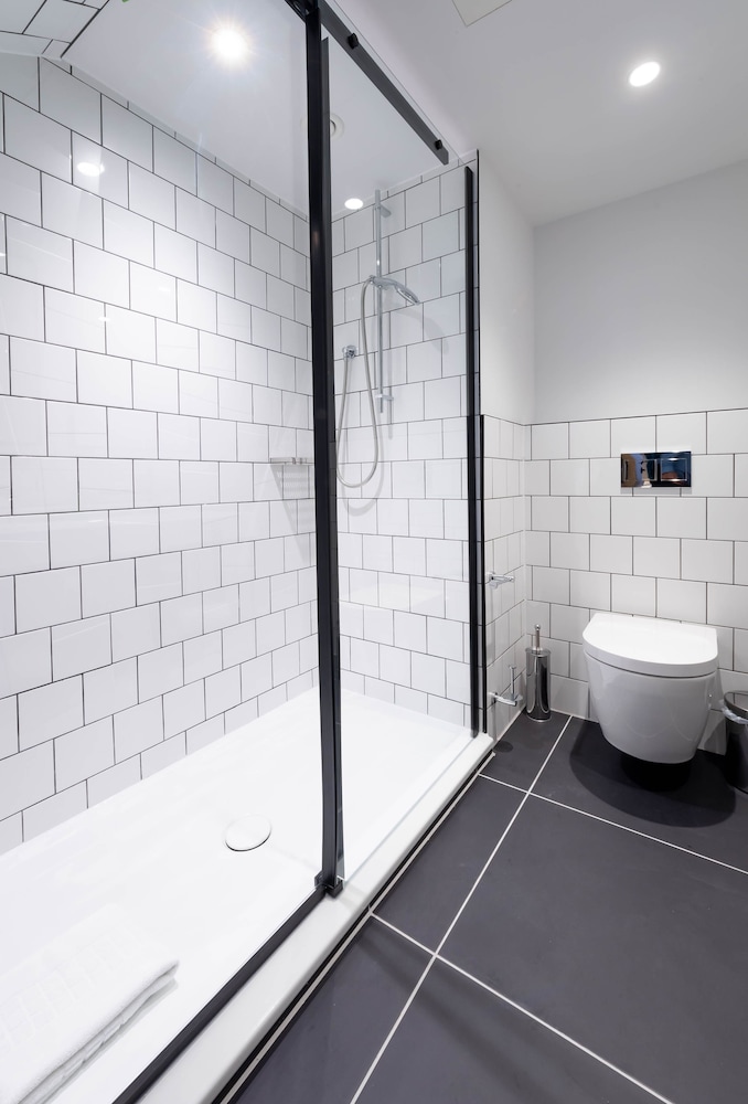 the wesley camden town