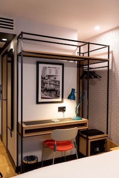 the wesley camden town