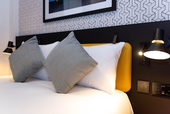 the wesley camden town