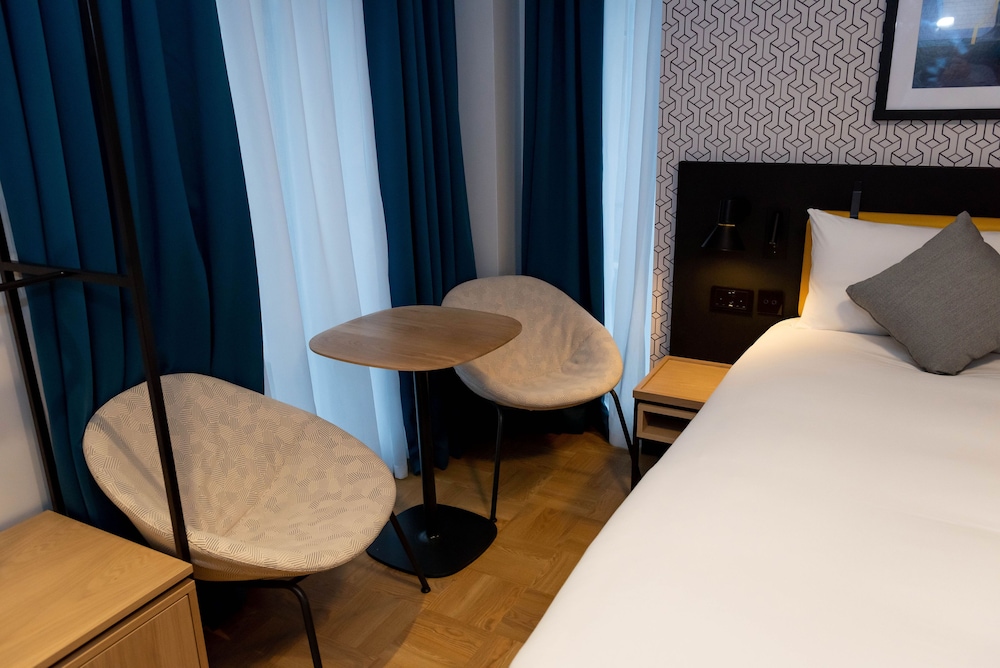 the wesley camden town