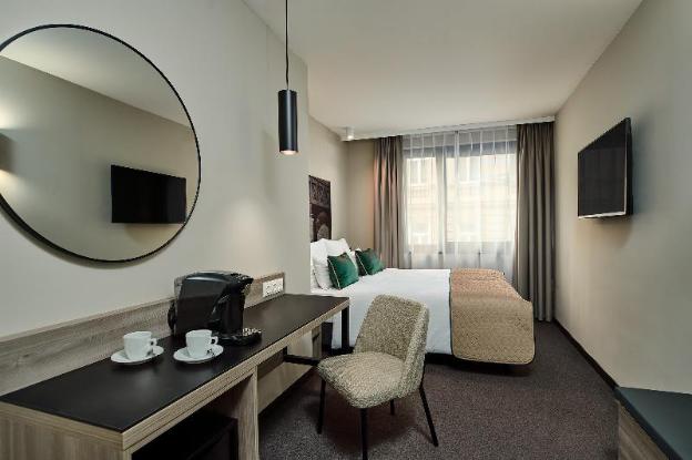 leonardo hotel vienna otto wagner