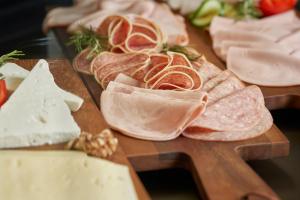 leonardo hotel vienna otto wagner