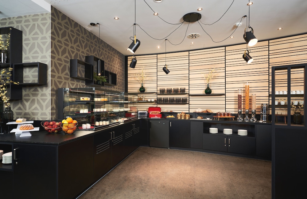 leonardo hotel vienna otto wagner