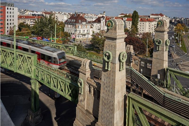 leonardo hotel vienna otto wagner