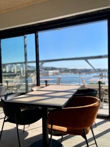 golden tulip martigues provence