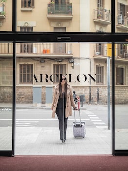 arcelon hotel