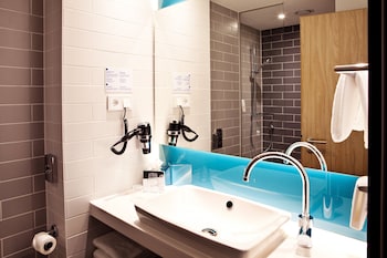 Holiday Inn Express And Suites Basel Allschwil,,3 star
