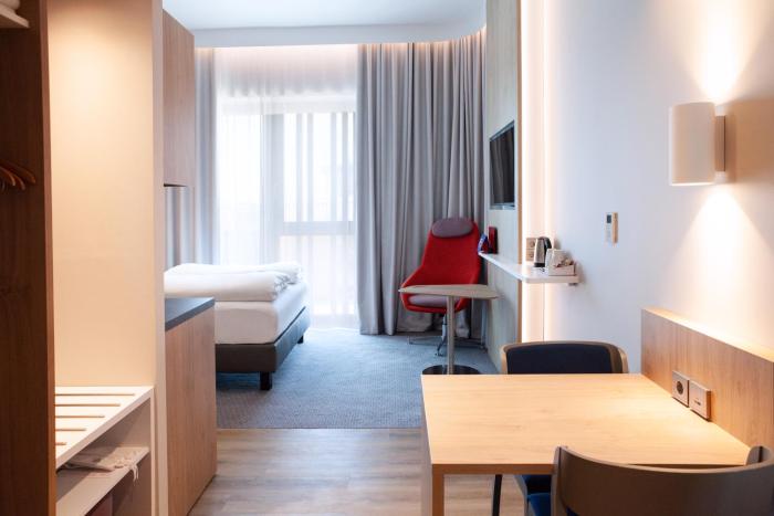 holiday inn express and suites basel allschwil