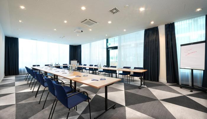 holiday inn express and suites basel allschwil